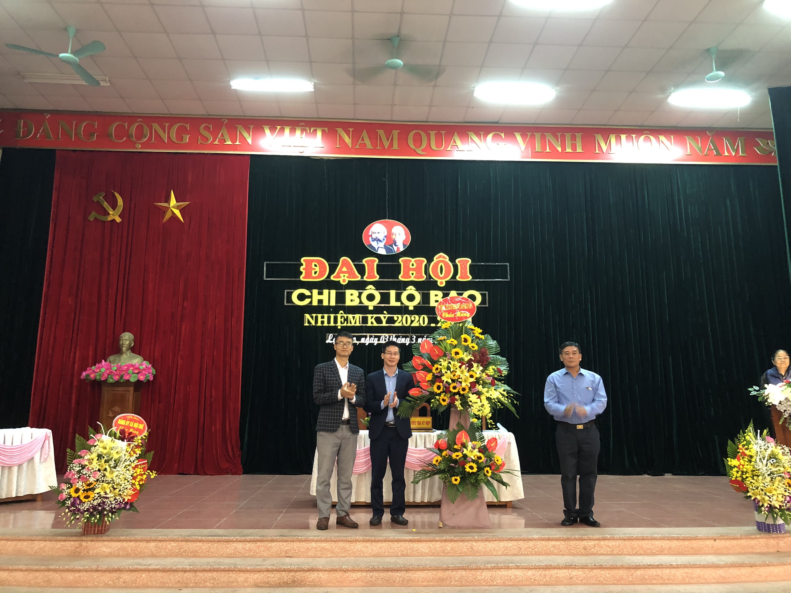 Đại hội Chi bộ thôn Lộ Bao, xã Nội Duệ, huyện Tiên Du, nhiệm kỳ 2020 - 2022