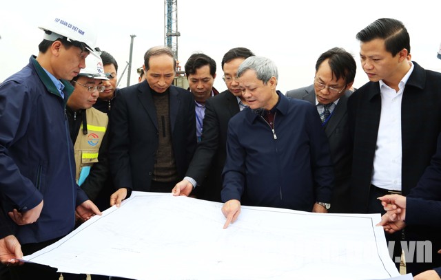 Chủ tịch UBND tỉnh kiểm tra tiến độ một số công trình giao thông trên địa bàn tỉnh