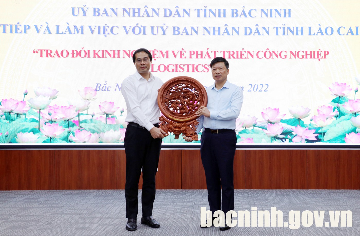 Đoàn công tác tỉnh Lào Cai thăm, học tập kinh nghiệm tại tỉnh Bắc Ninh