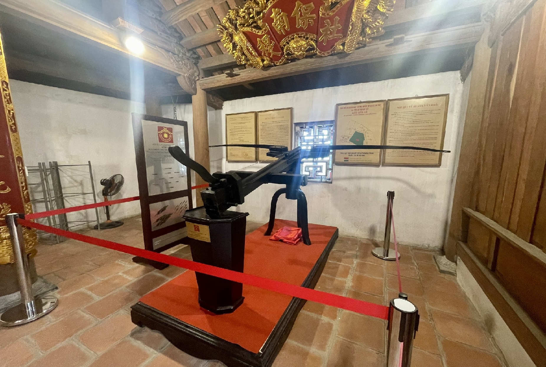 Lễ tiếp nhận Mũi tên đồng của Nỏ Liên Châu tại đền Cao lỗ Vương