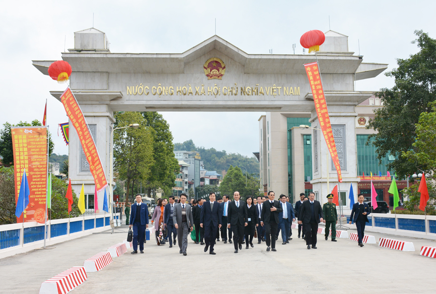 Đoàn đại biểu tỉnh Lào Cai và Lai Châu xuất cảnh sang Trung Quốc