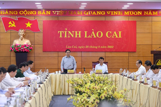 Thủ tướng Phạm Minh Chính làm việc với Ban Thường vụ Tỉnh ủy Lào Cai