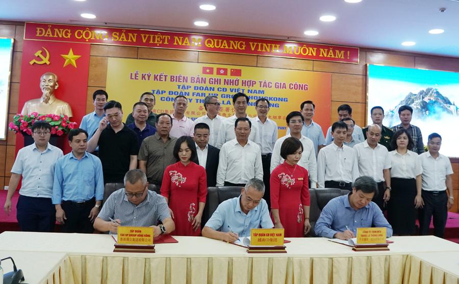 Tỉnh Lào Cai làm việc với Đoàn nhà đầu tư Trung Quốc, Tập đoàn CĐ và Công ty thuốc lá Thăng Long